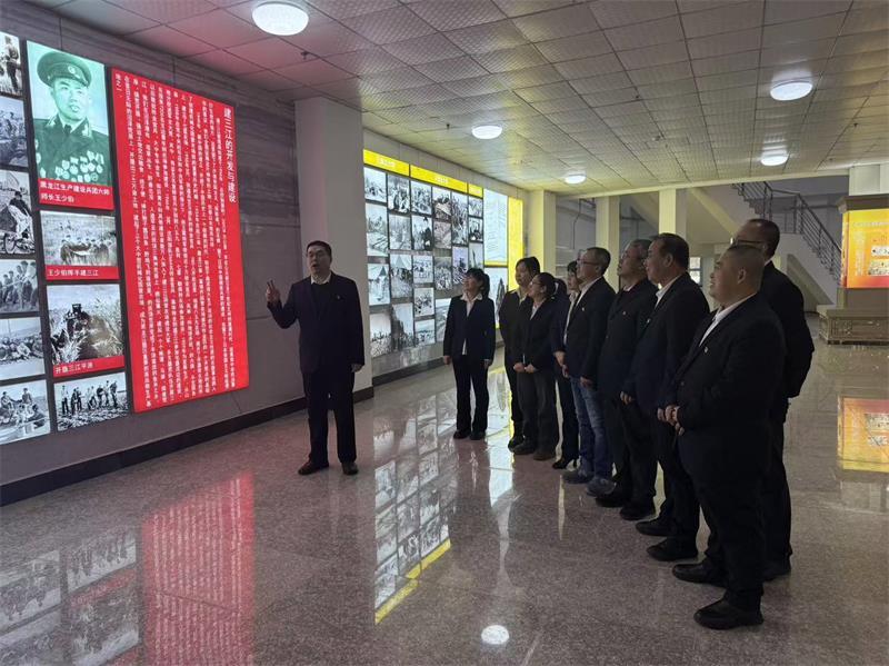 e570947deb302d7da4165ca2c37f07ea.jpg e570947deb302d7da4165ca2c37f07ea.jpg